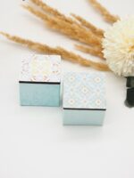 Μπομπονιέρα κουτί γάμου με vintage μοτίβο σε γαλάζιες αποχρώσεις